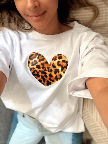 Polera corazón animal print