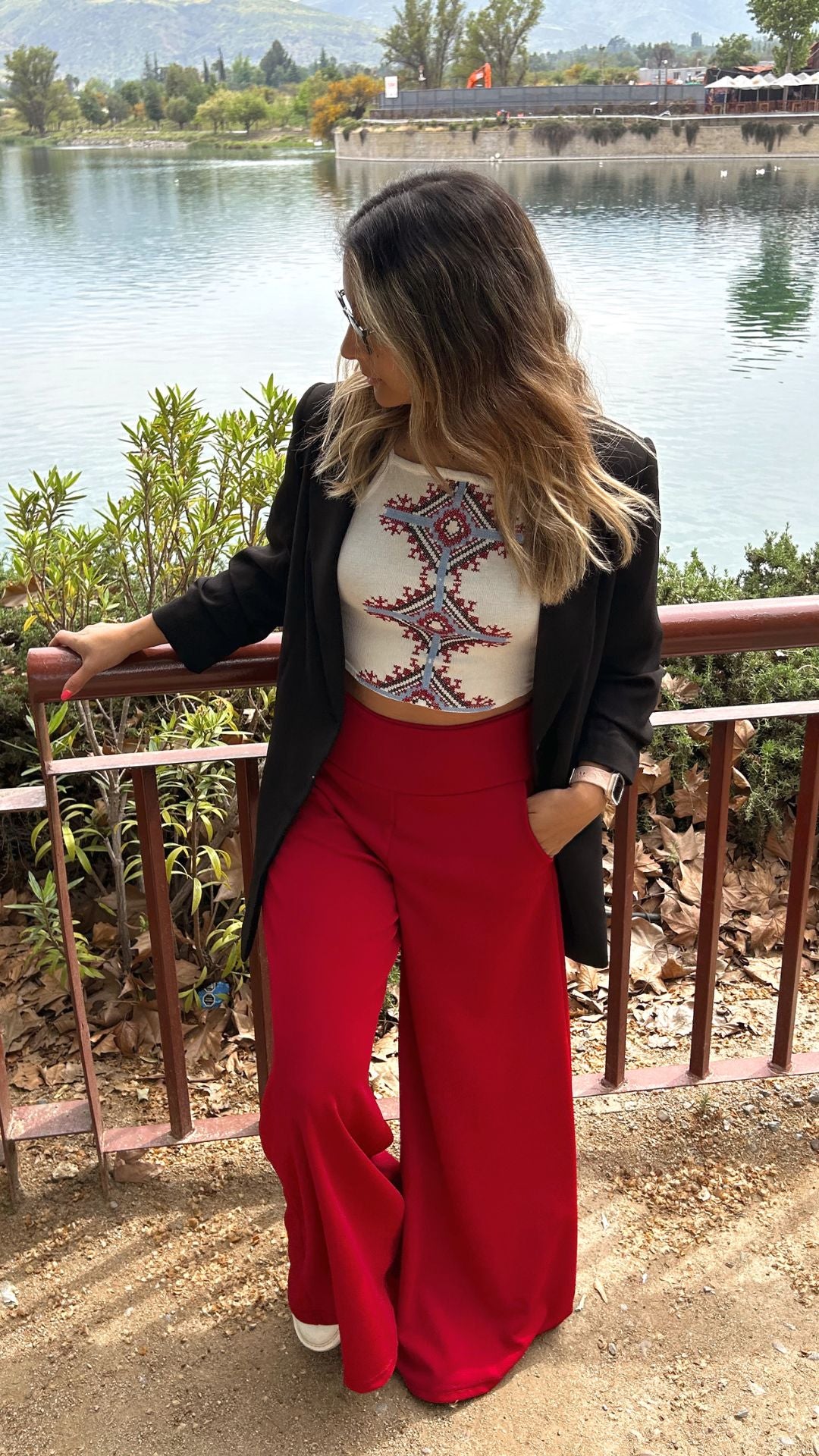 Maxi Palazzo María “Rojo"