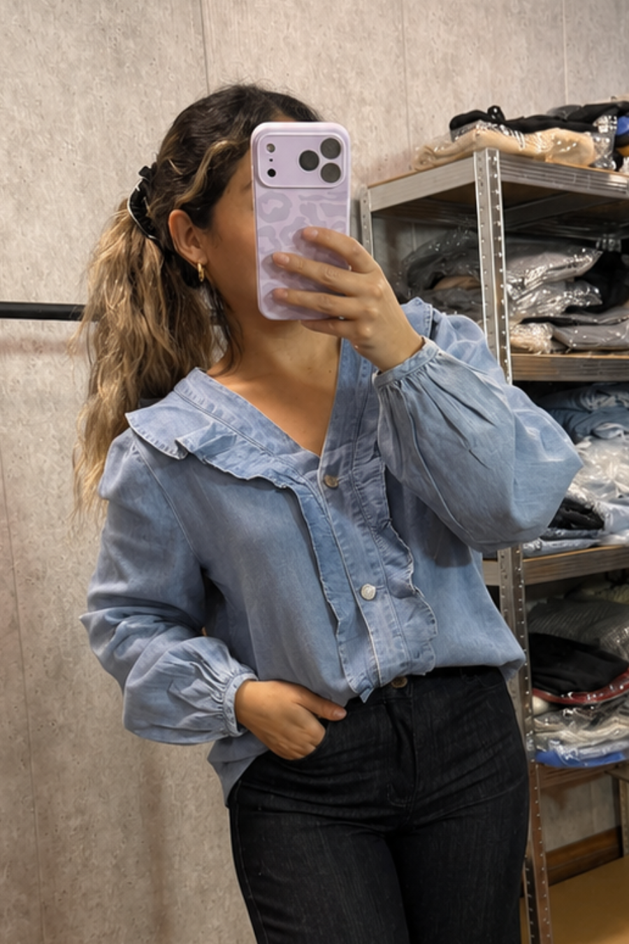 Blusa mezclilla con vuelitos "Clara"