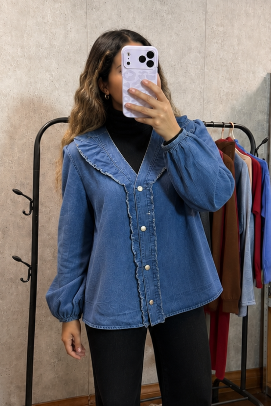 Blusa mezclilla con vuelitos "Oscura"
